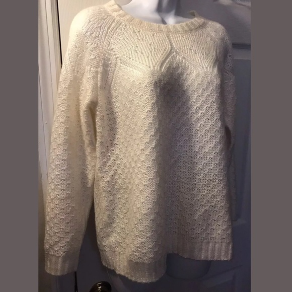 TALBOTS Petite Ivory Crewneck Sweater Soft Knit Pullover Cream Classic Large LP - Picture 2 of 7